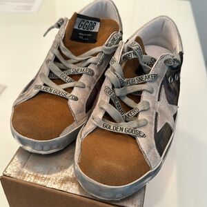 Golden goose superstar camo/coffee sneaker. Brand new in box!